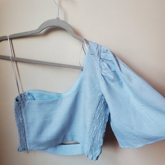 Assymetrical Zara Top - Picture 2 of 6